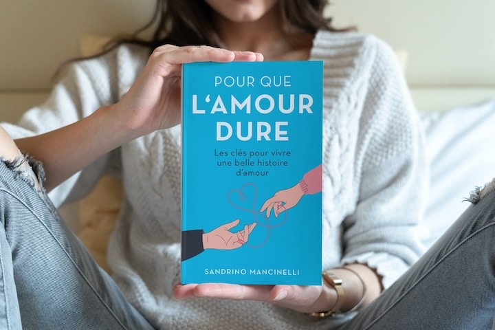 Couverture du Livre "Pour que l'amour dure, les clés pour vivre une belle histoire d'amour" de Sandrino Mancinelli